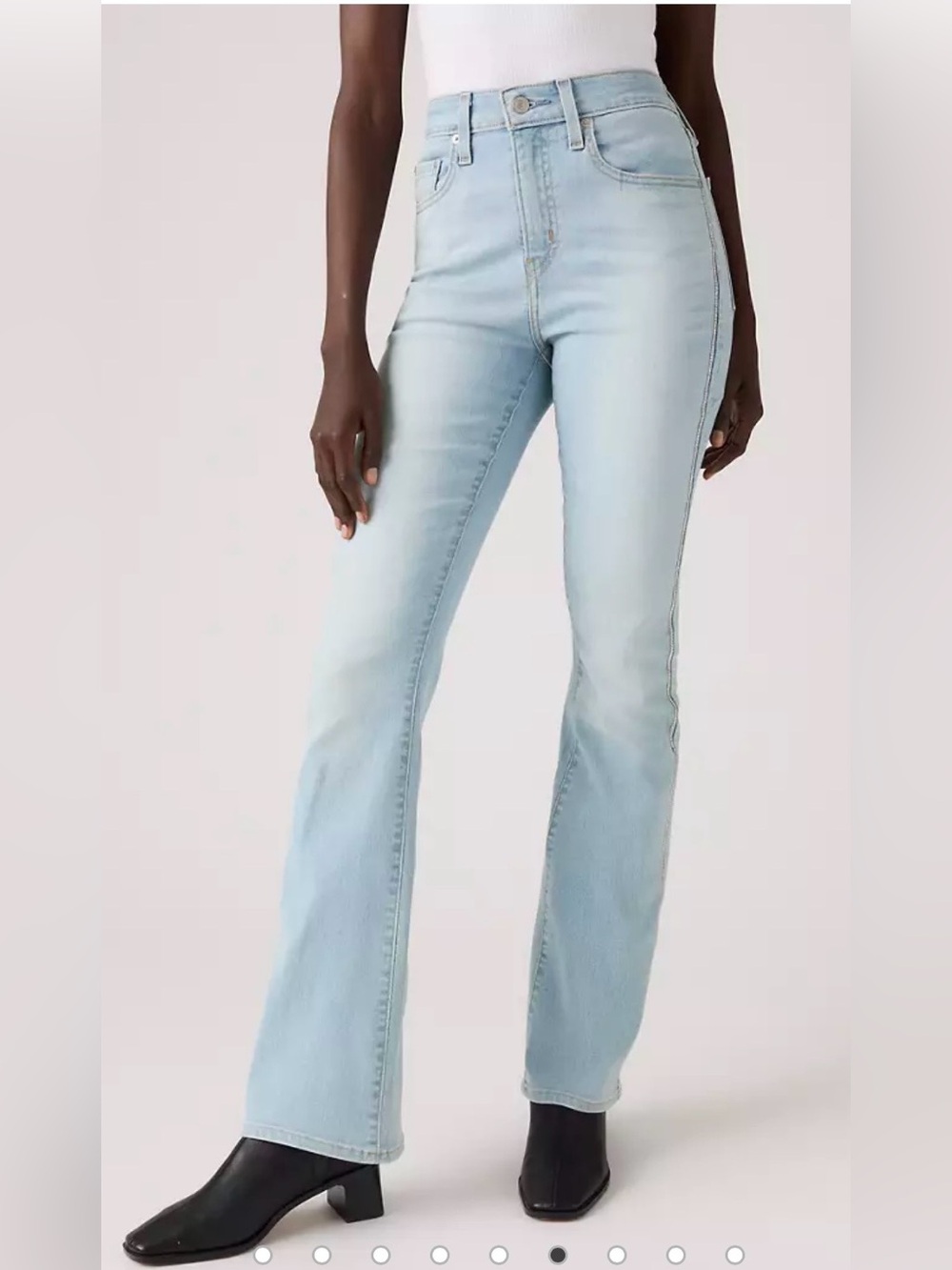 Levi’s 725 High Rise Bootcut - Picture 4 of 10